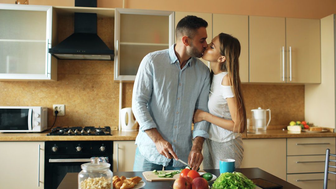 Healthy Relationship Tips for College Students