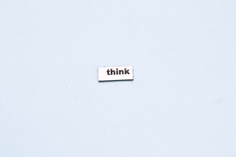 How to Think Clearly: 7 Proven Strategies