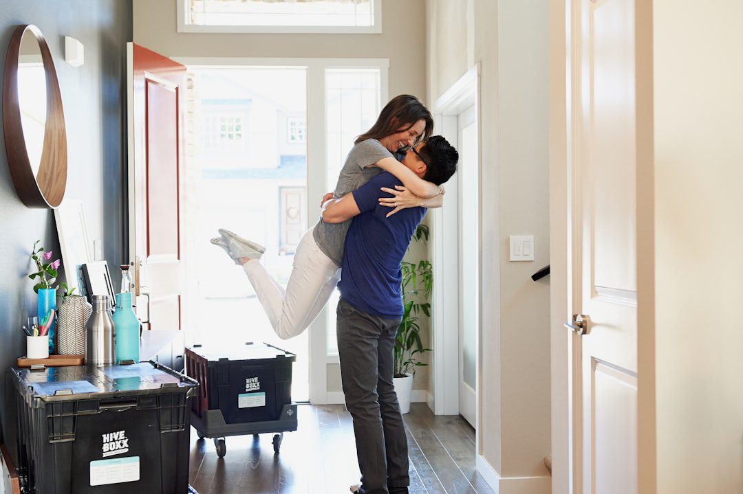 How to Move to a New City Without the Chaos